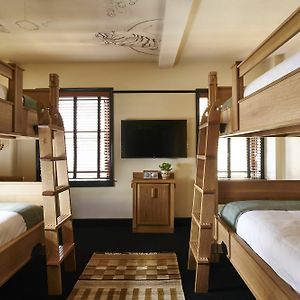 Chambre Privée Quadruple